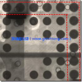 BGA錫球尺寸小于0.4mm，采用降低BGA內(nèi)圍襲球的錫膏量所得到X-Ray，稍微留意一下可以發(fā)現(xiàn)最外圈的錫量(圓的直徑)比其他內(nèi)圍的錫球上的錫量來(lái)得多一點(diǎn)點(diǎn)。也就是外圈的黑色圓形直徑比內(nèi)圈的圓形來(lái)得大一點(diǎn)點(diǎn)。